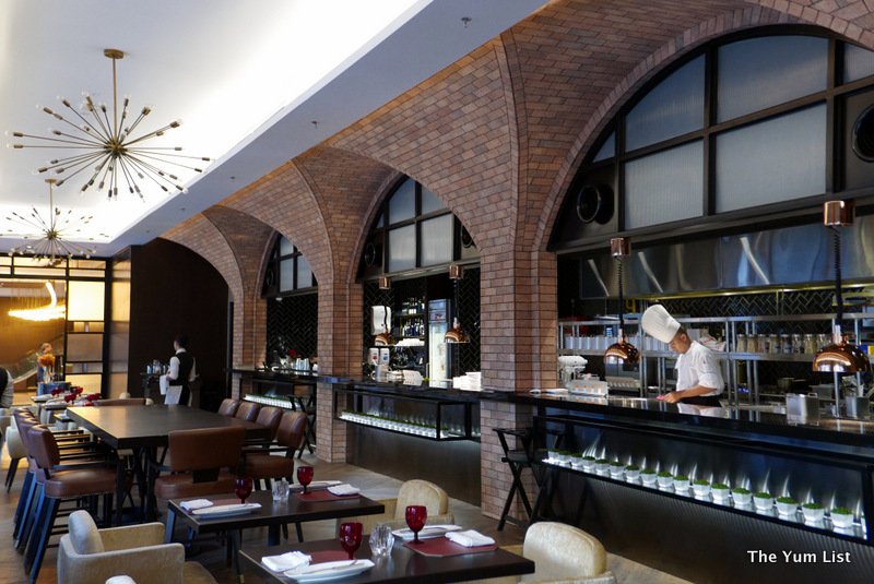 Brasserie 25, french cuisine, hotel stripes, kuala lumpur – the ... Hotel Créatif Banquette